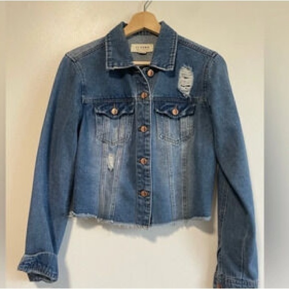 Ci Sono Jackets & Blazers - Ci Sono denim collection, distressed blue denim cropped jean jacket size medium